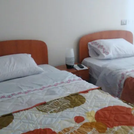 Vadigi Eirl Morande Aparthotel
